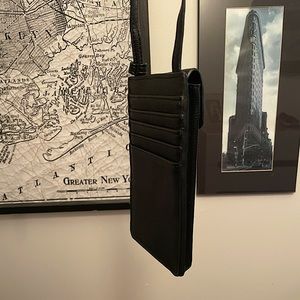 Lightweight Crossbody Phone / Wallet Carrier